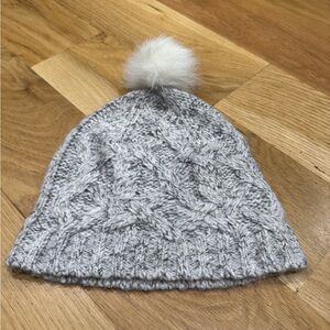 EUC Banana Republic knit winter hat